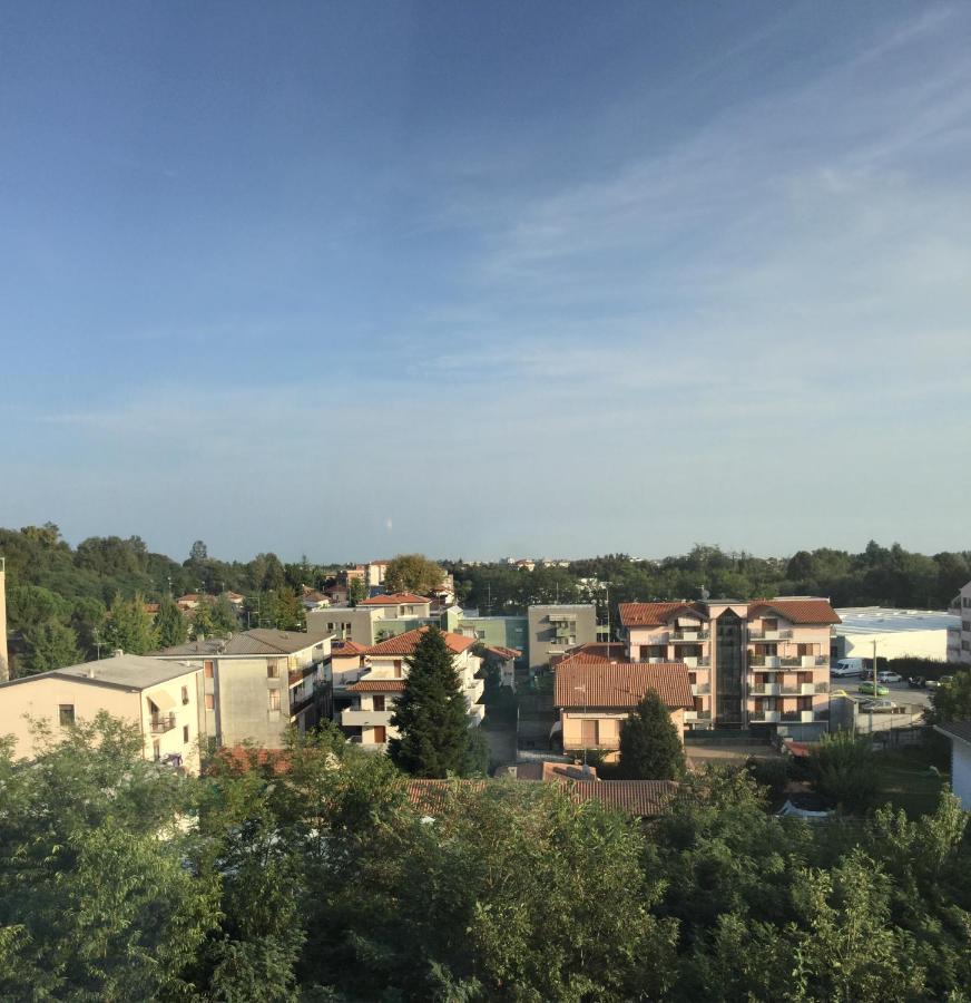 Top-Floor Malpensa Gallarate Mxp-Airport Daire Dış mekan fotoğraf